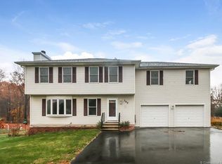 345 Gracey Ave, Meriden, CT 06451