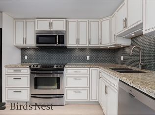 1128 Quebec St #205, Vancouver, BC