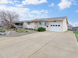 1760 Vanderbeck Ln, Woodburn, OR 97071