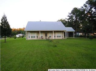 37700 Walker Rd N, Walker, LA 70785