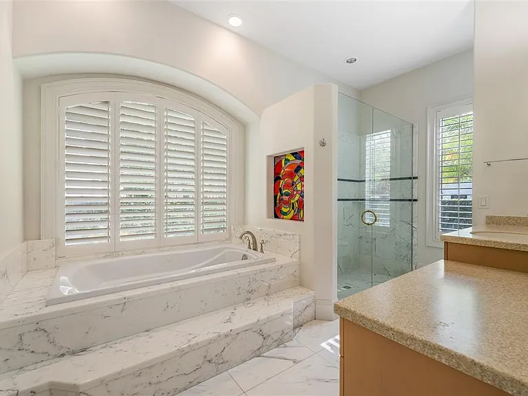 9701 Lake Isleworth Ct — Photo 30