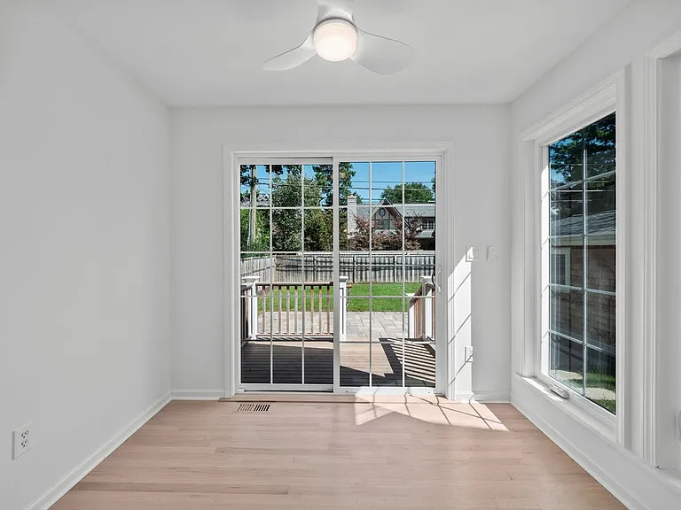 650 W Lincoln St — Photo 17