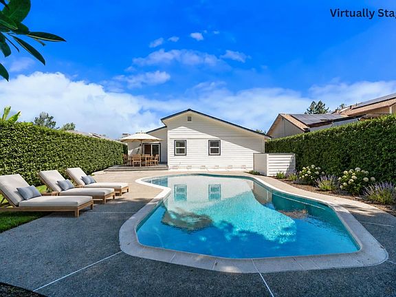 2nd image of 1812 Sansone Drive