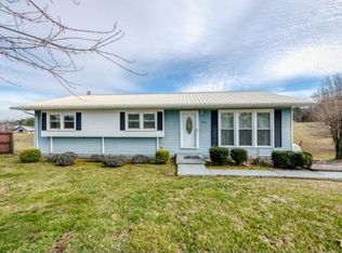 1210 Bairvette Dr, Johnson City, TN 37604