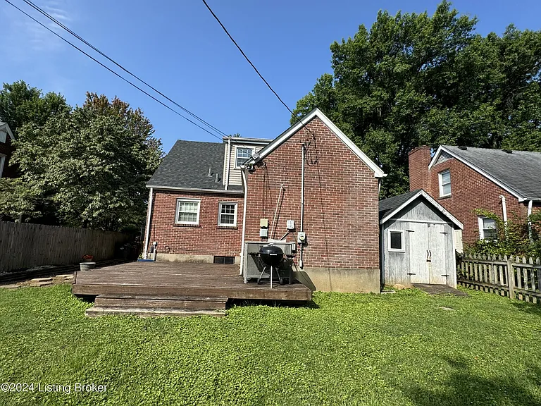 249 Norbourne Blvd — Photo 25