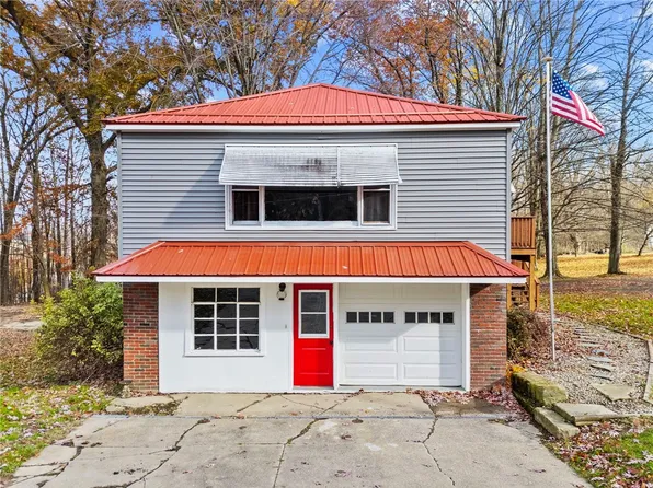 228 Baker Rd, Greenville, PA 16125