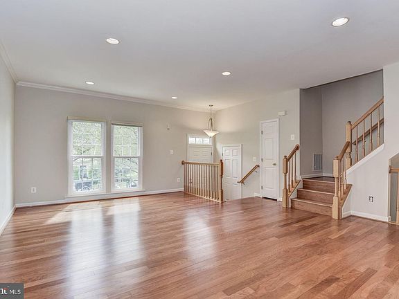 3rd image of 14303 Stonewater Ct