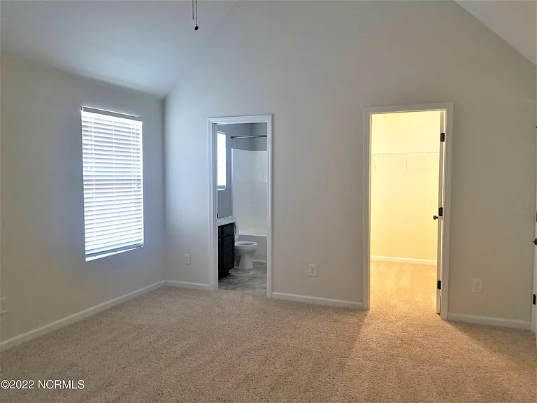 411 Cyrus Thompson Dr — Photo 36