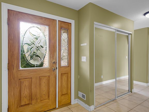 2nd image of 859 Shamrock Ln