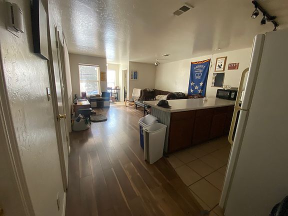 3rd image of 300 S Paseo Del Flag