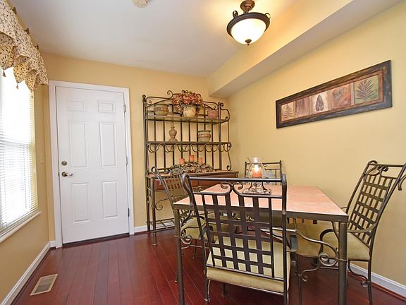 5th image of 3787 Ashworth Dr