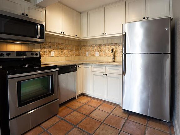 2nd image of 1306 Norwalk Ln APT 303
