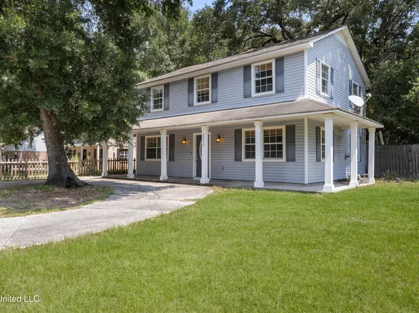 2804 Beach View Dr, Ocean Springs, MS 39564