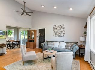 232 Lefebvre Ln, Williston, VT 05495