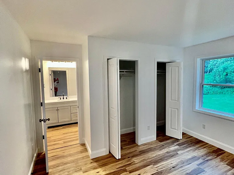 124 Crane Ave #B — Photo 18