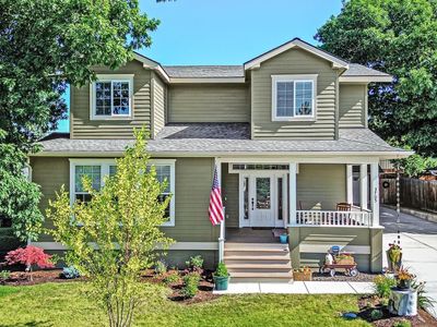 3705 W Chestnut Avenue, Yakima, WA, 98902