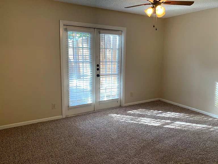 1301 Bent Tree Ln — Photo 6