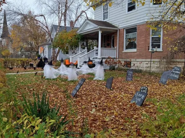 328 W High St, Sycamore, IL 60178