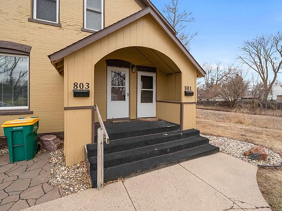 2nd image of 801 S 1st Ave Avenue