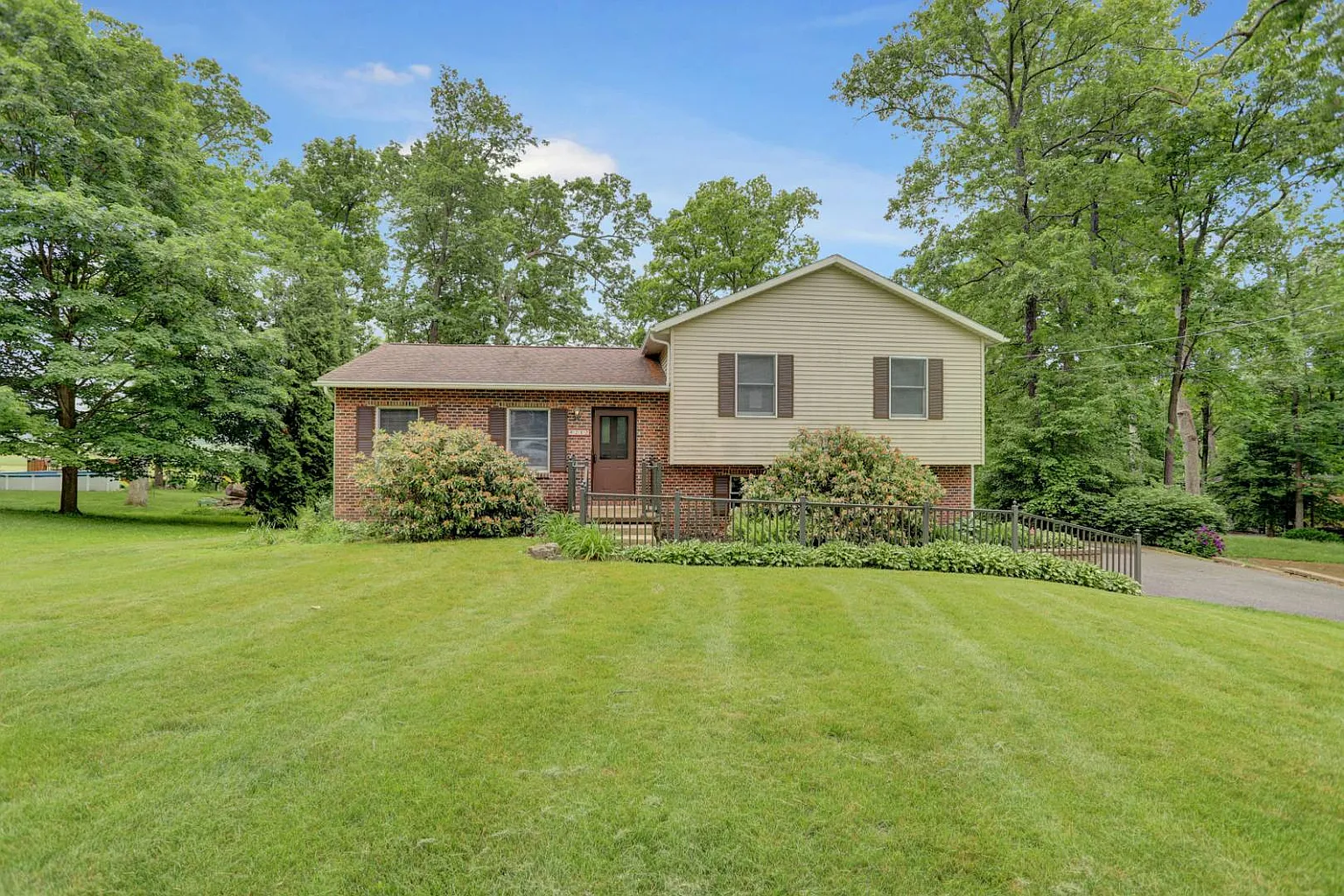 212 Val Verda Dr photo 1