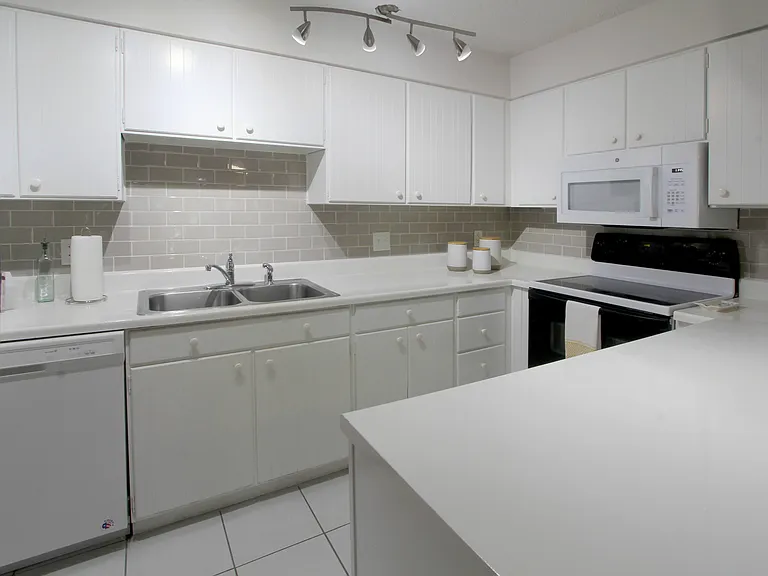 Latvian Village Apartments — Photo 5
