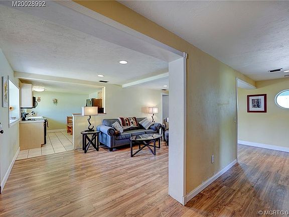 4th image of 8266 SE Boxwood Ln