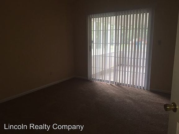 3rd image of 2716 Sheridan Pl