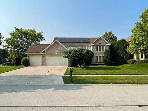 450 Foxford Dr Photo 1