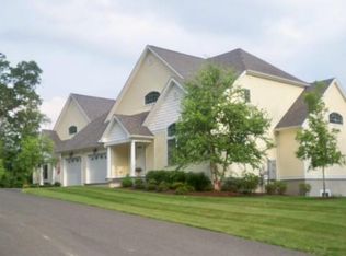 26 Harmony Trl #8, New Milford, CT 06776
