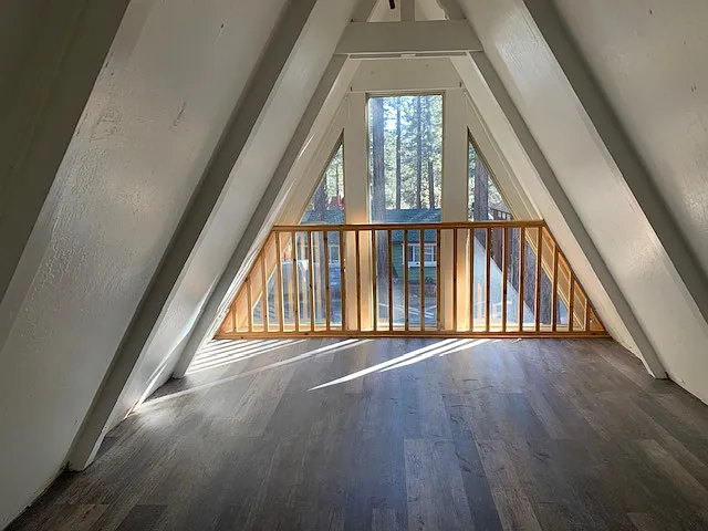Upstairs loft above family room