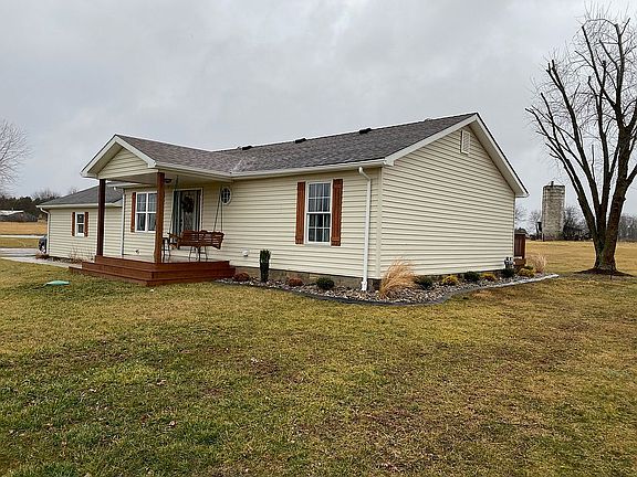 2nd image of 7812 S Parkhill Dr