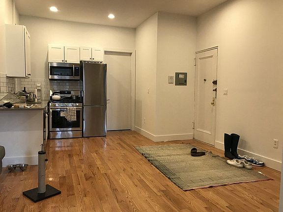 4th image of 311 6th Ave APT 2F