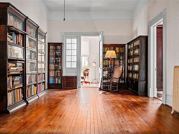 30th image of this home