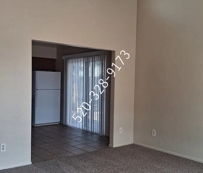 13501 N Lon Adams Rd #1 — Photo 3