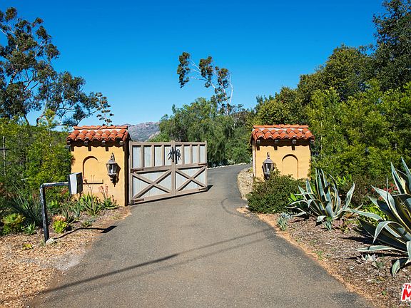 5th image of 1501 Decker School Ln