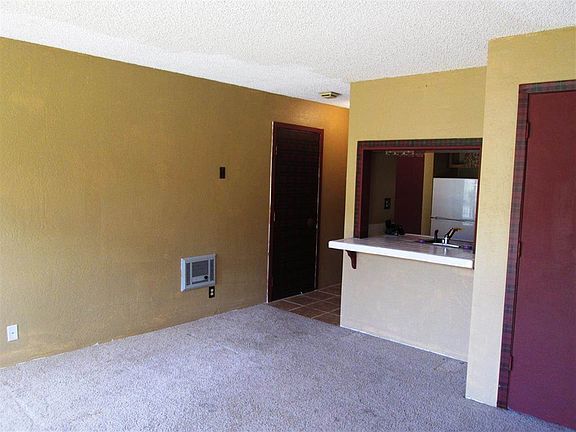 4th image of 11591 Snowpeak Way #206