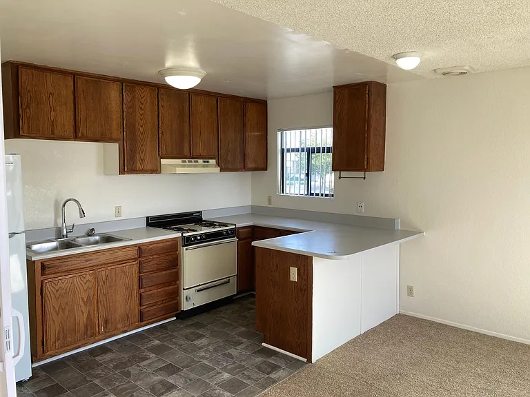 3274 Main St #15 — Photo 6