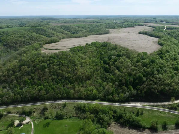 Slippery Hill Rd, Houston, MN 55943