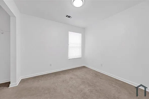 2258 Zanone Ave — Photo 5