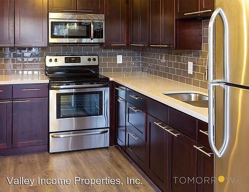 1st image of 2326 E Pinchot Ave APT 09