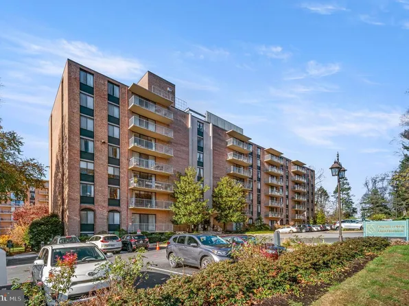 801 Yale Ave APT 912, Swarthmore, PA 19081