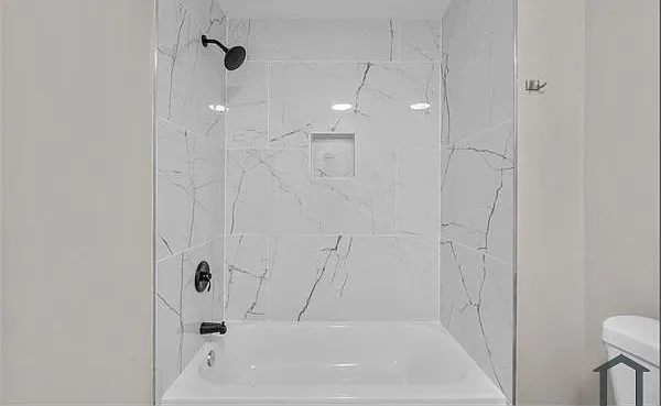 2040 E Fayette St — Photo 10