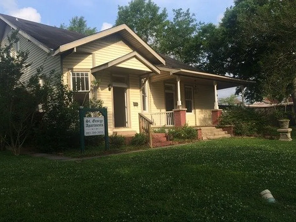 Building Photo 4