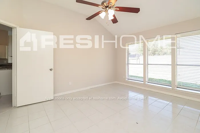 7866 Sawmill Trl — Photo 12
