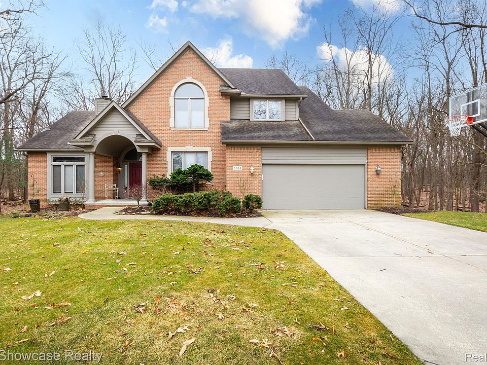 1st image of 3331 Green Oaks Dr