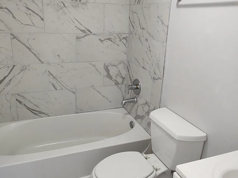 11035 Fort Caroline Rd — Photo 11
