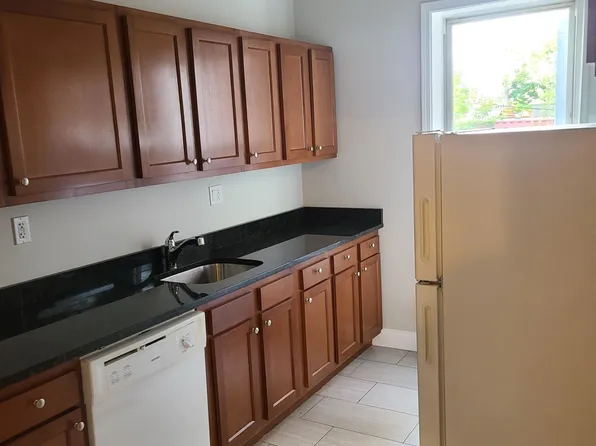 10 Farrington Ave, Allston, MA