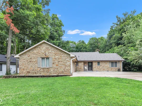 425 Beech Park Dr, Greenwood, IN 46142