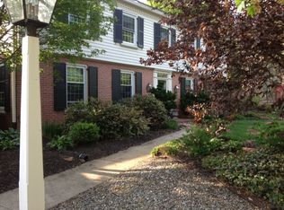 1525 Mission Rd, Lancaster, PA 17601