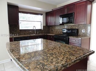 4920 SW 94th Way, Cooper City, FL 33328